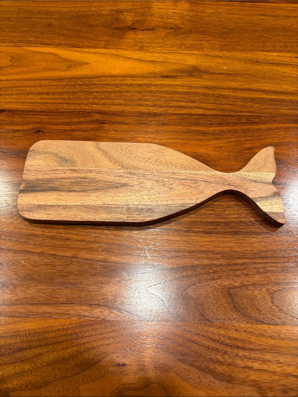 Handcrafted Brown Wooden Fish Cutting/Serving Board